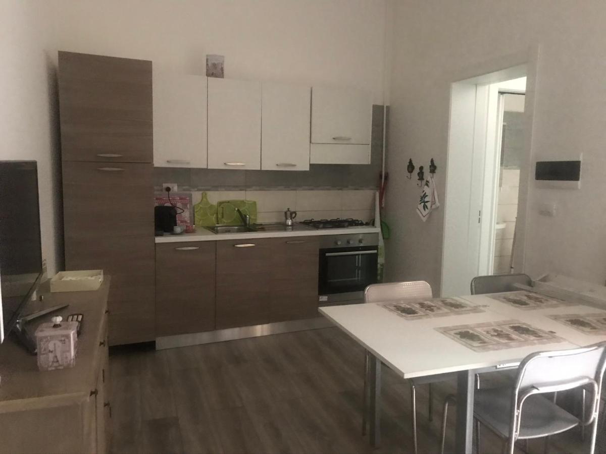 Bed and Breakfast Casa Barbara Мантуя Экстерьер фото